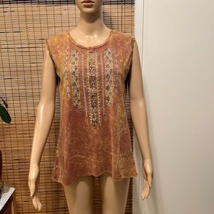 Western Back in the Saddle embroidery and Aurora Borealis crystal tank. NWOT